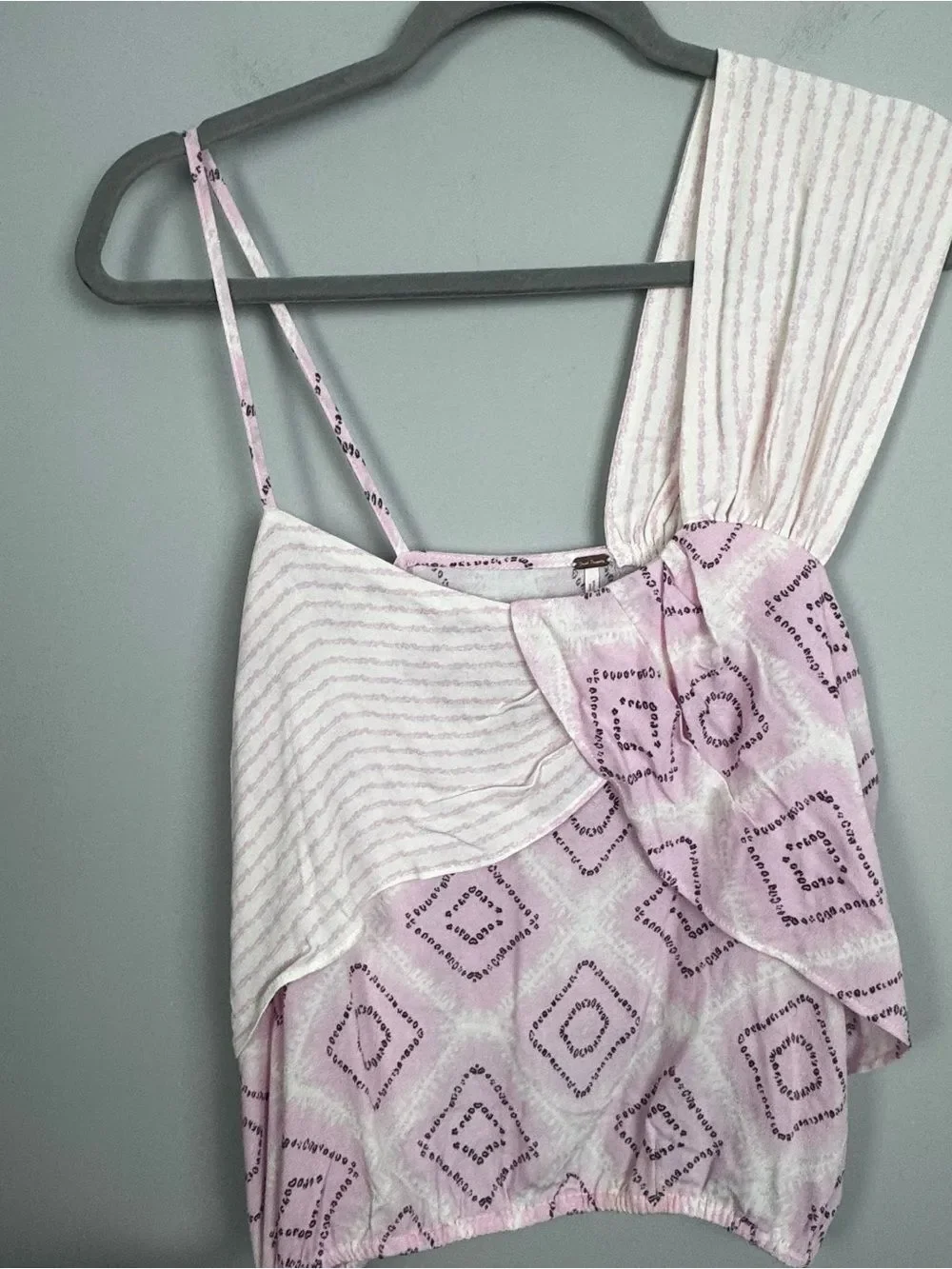 FREE PEOPLE | Asymmetrical Pastel Lavender-Pink Printed Cami Top Women’s Size M